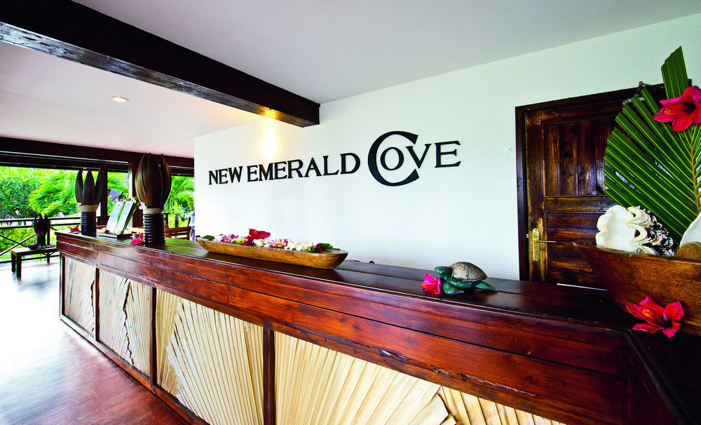 New Emerald Cove Hotel Баи-Сейнт-Энн Экстерьер фото