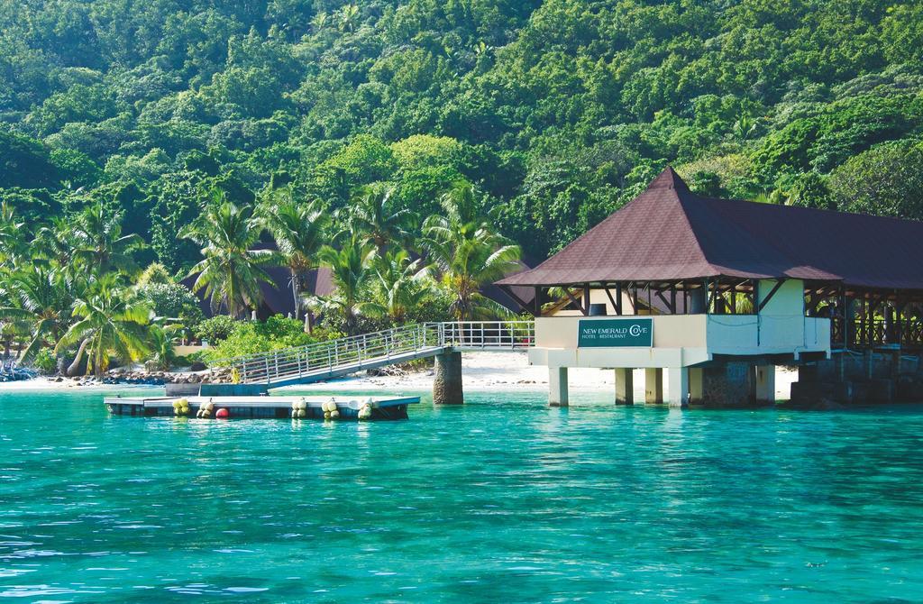 New Emerald Cove Hotel Баи-Сейнт-Энн Экстерьер фото